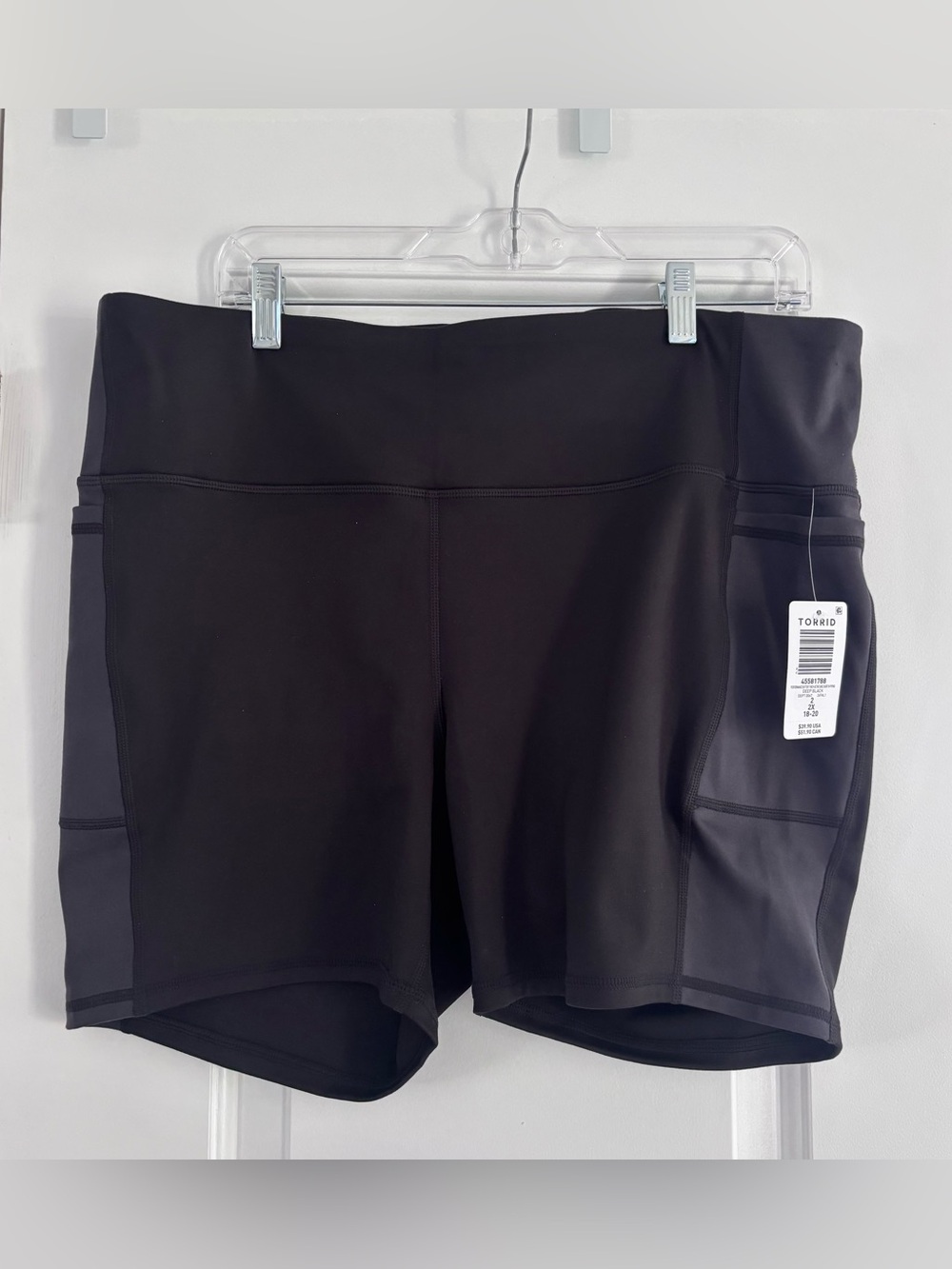 Torrid NWT Biker Short